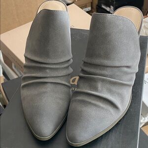 Charles by Charles Davis Gray Heeled Mules-New-Women's Size 8